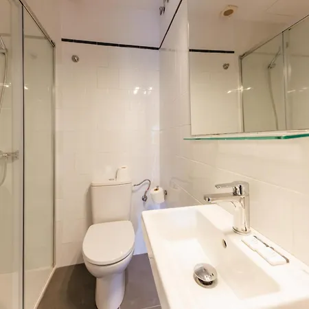 Bravissimo Llebre 3, With 3 Bedrooms * Girona